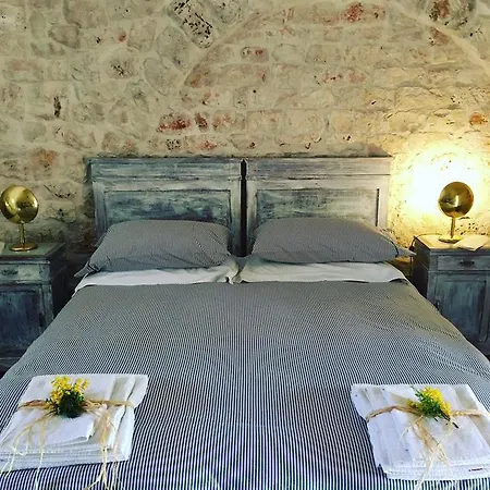 Lemoredinella 3*