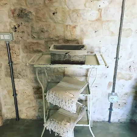 Lemoredinella Monopoli